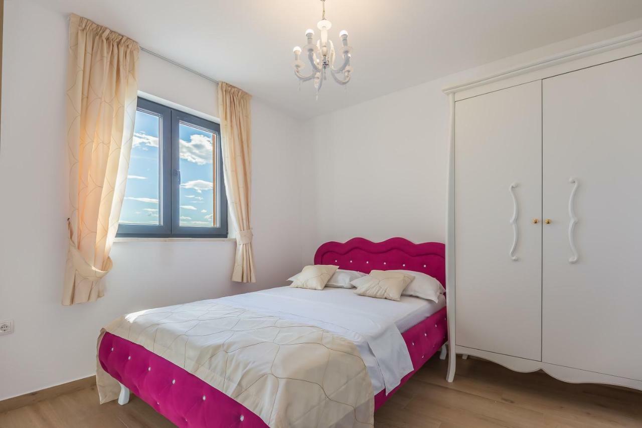 Apartmani Arapovic Baška Voda Buitenkant foto