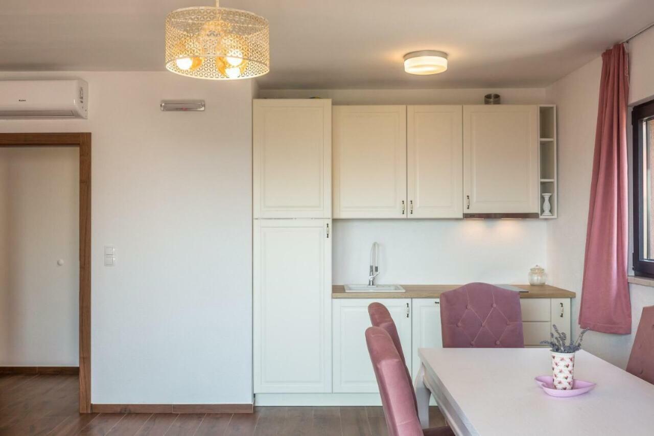 Apartmani Arapovic Baška Voda Buitenkant foto